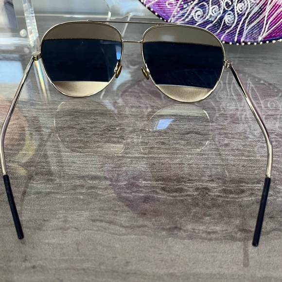 Dior sunglasses. Mint condition! - Picture 4 of 6